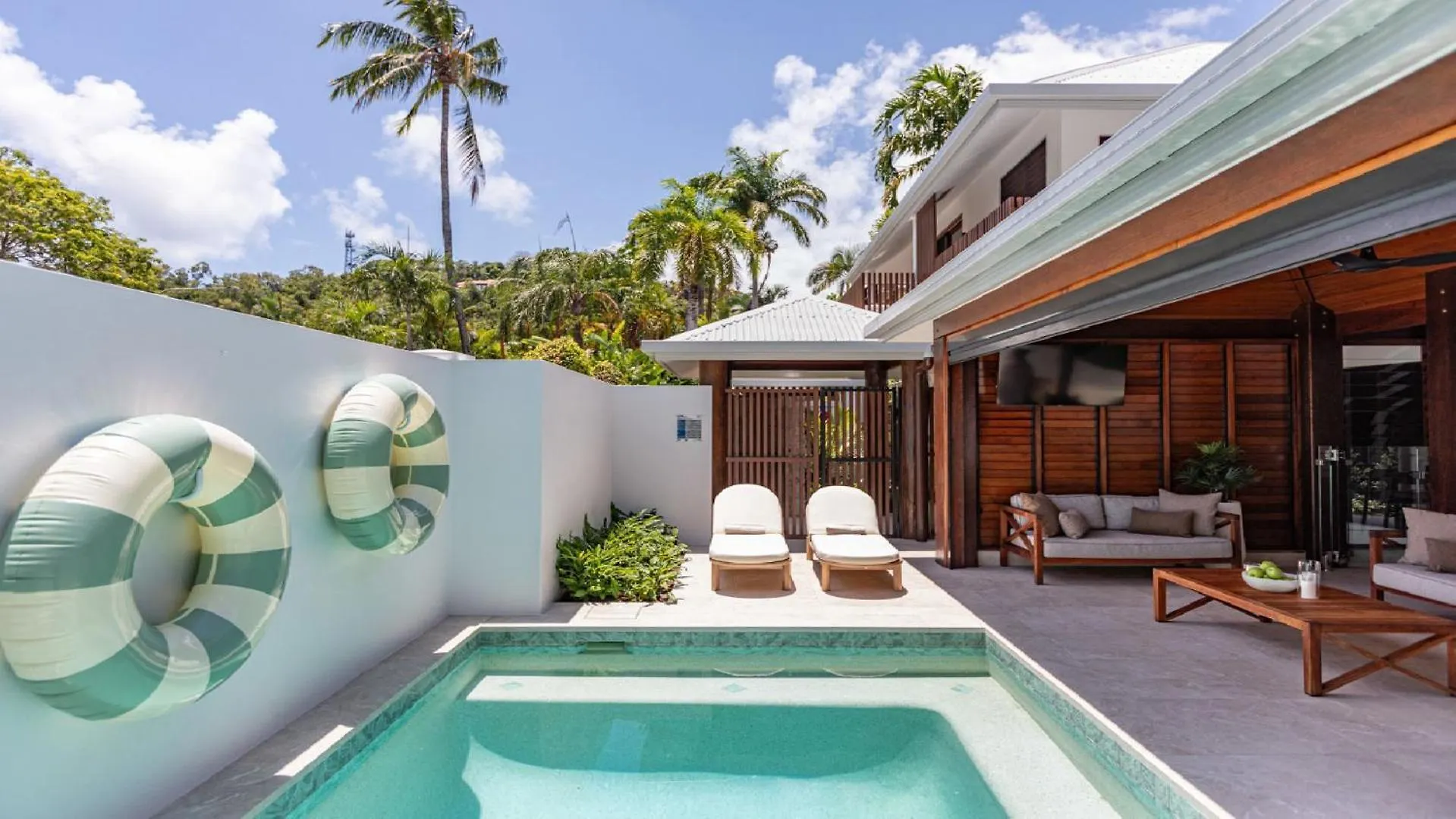 Villa 1 Chez Willow Port Douglas Australia
